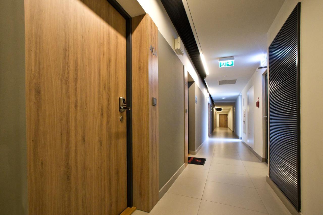 Wolska Serviced Apartments Варшава Екстериор снимка