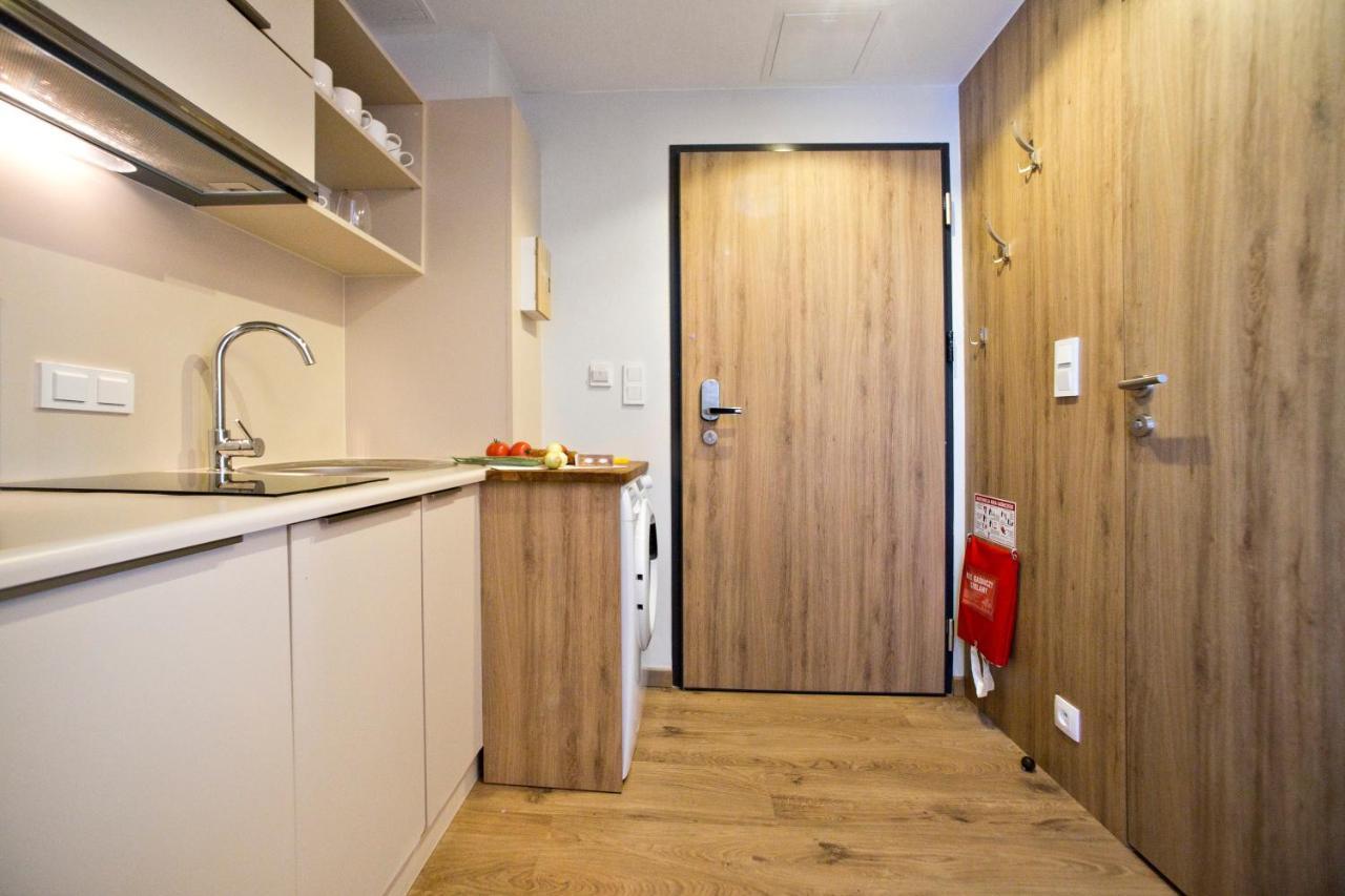 Wolska Serviced Apartments Варшава Екстериор снимка