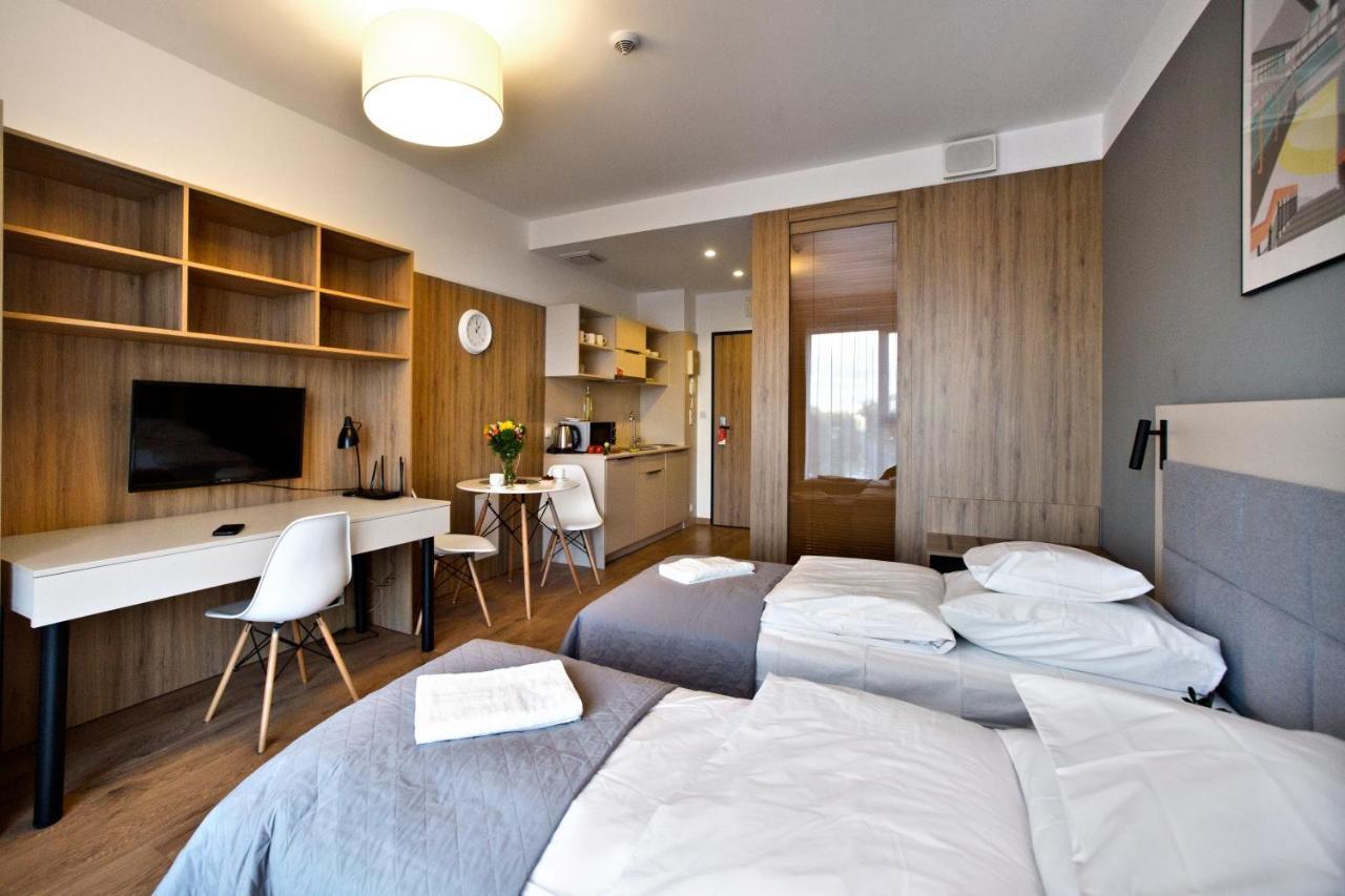 Wolska Serviced Apartments Варшава Екстериор снимка