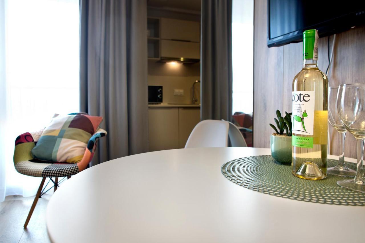 Wolska Serviced Apartments Варшава Екстериор снимка
